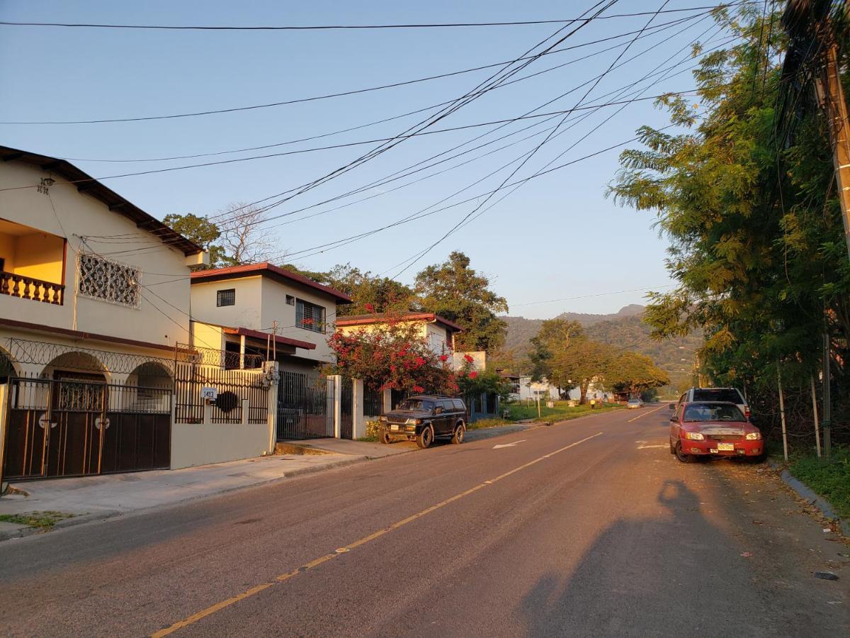 فندق Casa Altamira سان بيدرو سولا المظهر الخارجي الصورة