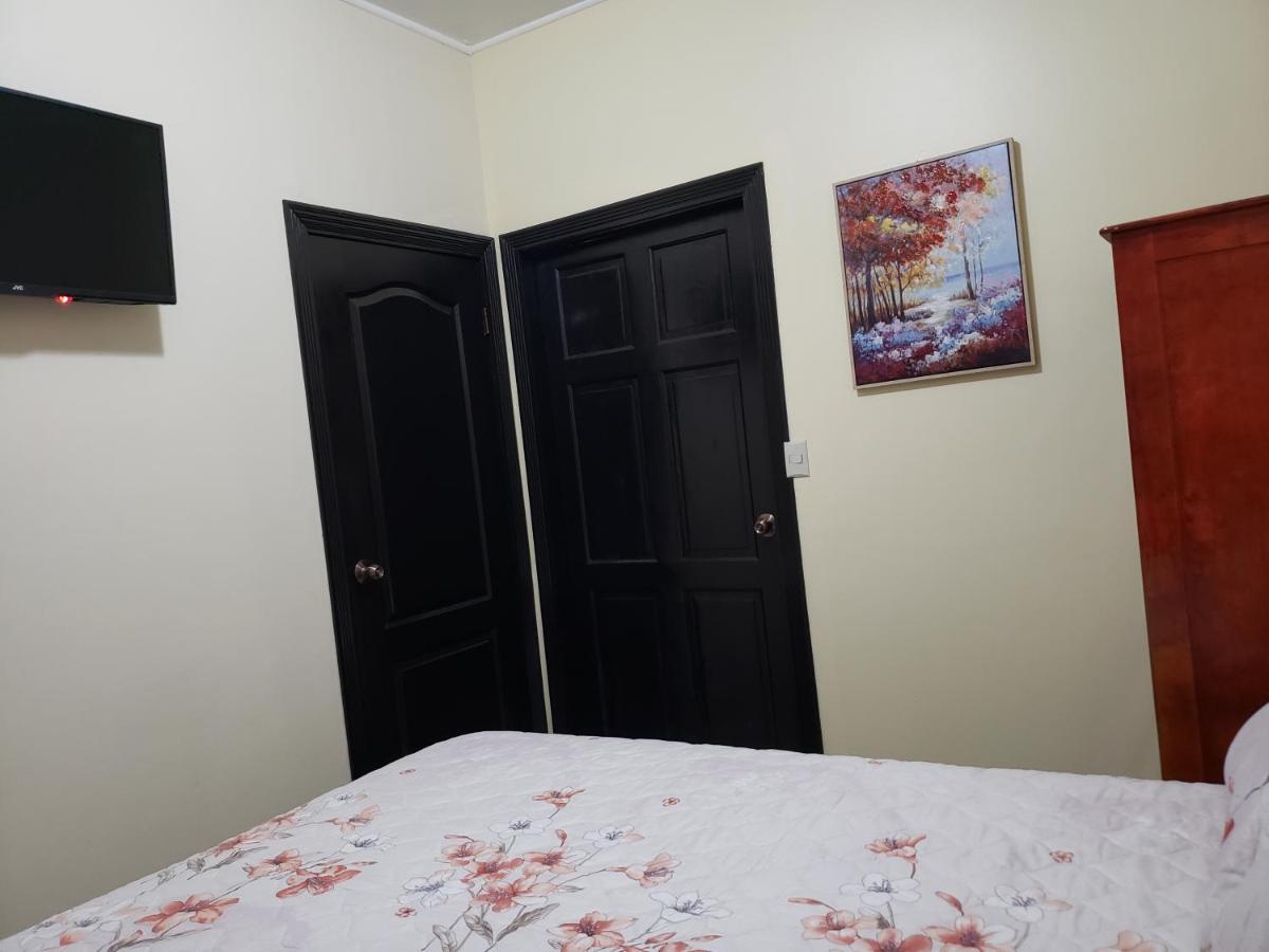 فندق Casa Altamira سان بيدرو سولا المظهر الخارجي الصورة