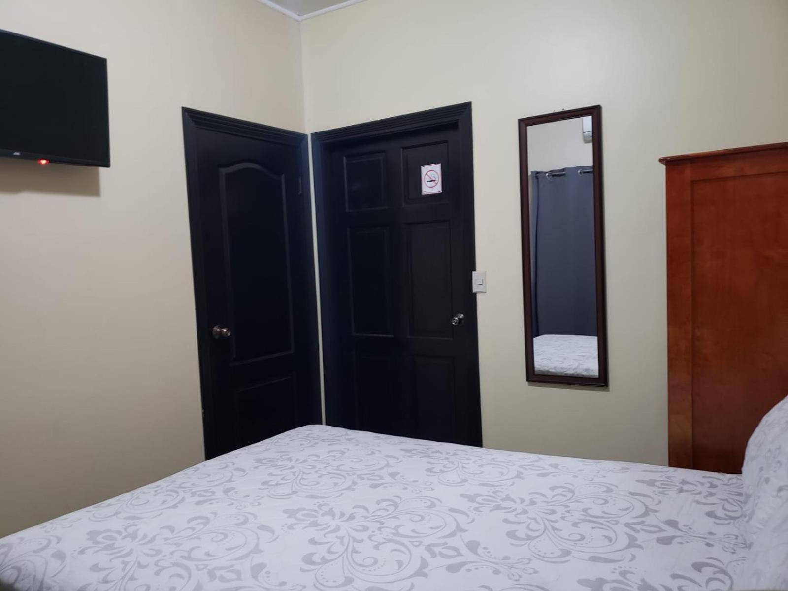 فندق Casa Altamira سان بيدرو سولا المظهر الخارجي الصورة